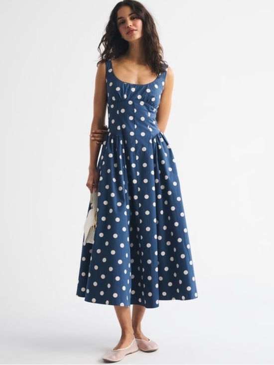 Abercrombie & Fitch Dresses & Skirts - Abercrombie & Fitch Navy Blue Polka Dot Midi Dress